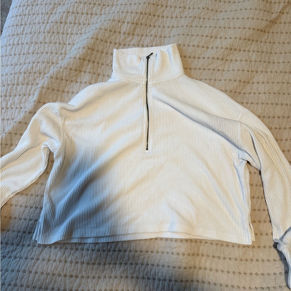 Abercrombie & Fitch White Half-Zip Turtleneck Sweater